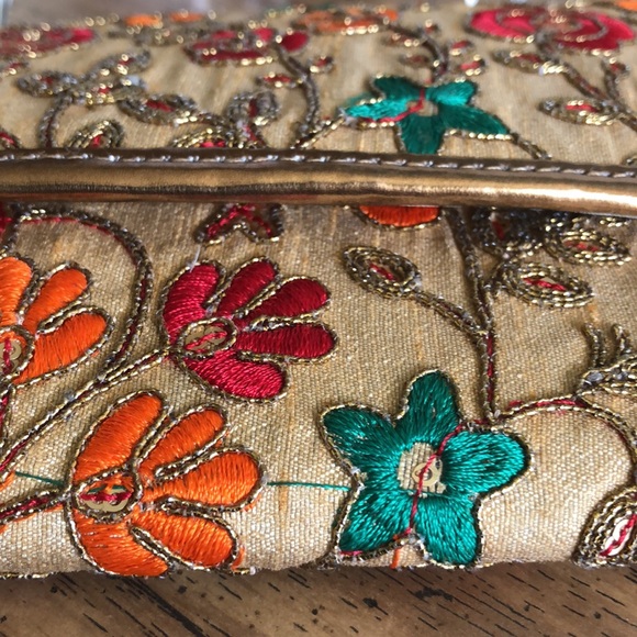 BEAUTIFUL NEW Shoulder/Clutch Bag - Picture 12 of 16